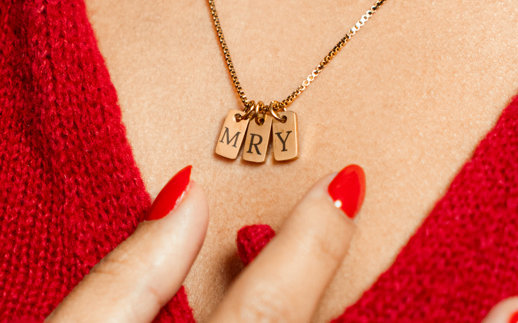 Collar personalizado con barritas